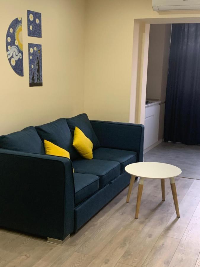 Art Aparts Apartment *